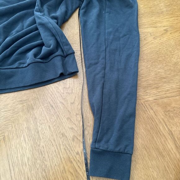 Columbia Sweatshirt Altered Graphic Pullover Black Outdoor Hiking size M Grunge - Picture 6 of 7